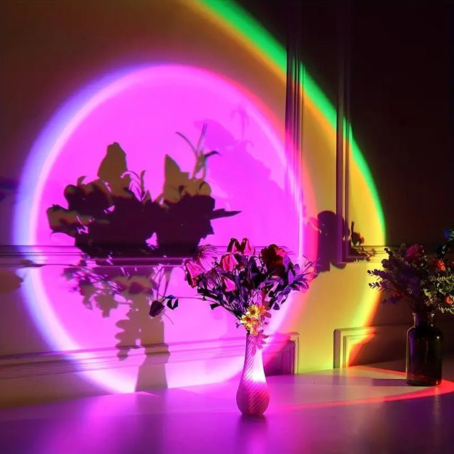 SEamopar RGB Sonnenuntergang Lampe LED Projektor mit Regenbogen- und Neon-Effekt für die Wanddekoration in Rot und 7 Farben - Bild 1
