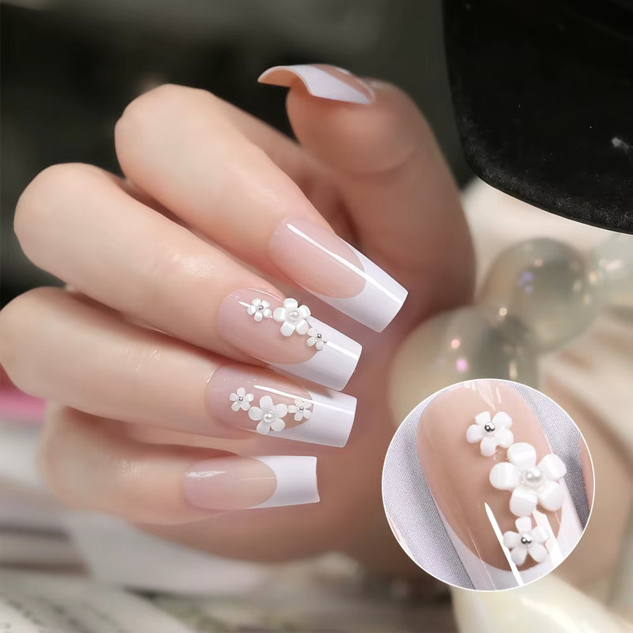 MAFANAILS Kunstnägel, weiß, 3D-Acrylblumen, silberne Kaviarperlen, mittellang - Bild 2