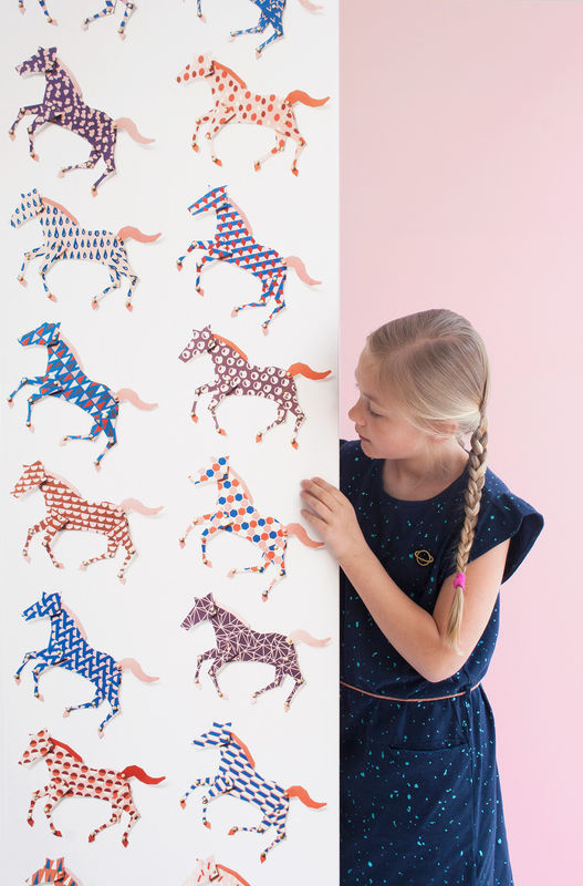 Studio Ditte Tapete Horses in Pink und Multicolour mit Tiermotiv für das Kinderzimmer, Vlies-Tapete, Breite: 48,5 cm, Länge: 300 cm - Bild 2