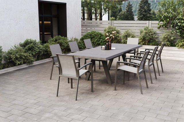 Siena Garden Tirana/Velia Garten-Essgruppe aus Aluminium und Keramik in matt Anthrazit/Wood-Grey mit Ausziehtisch und 8 Stapelsesseln - Bild 1