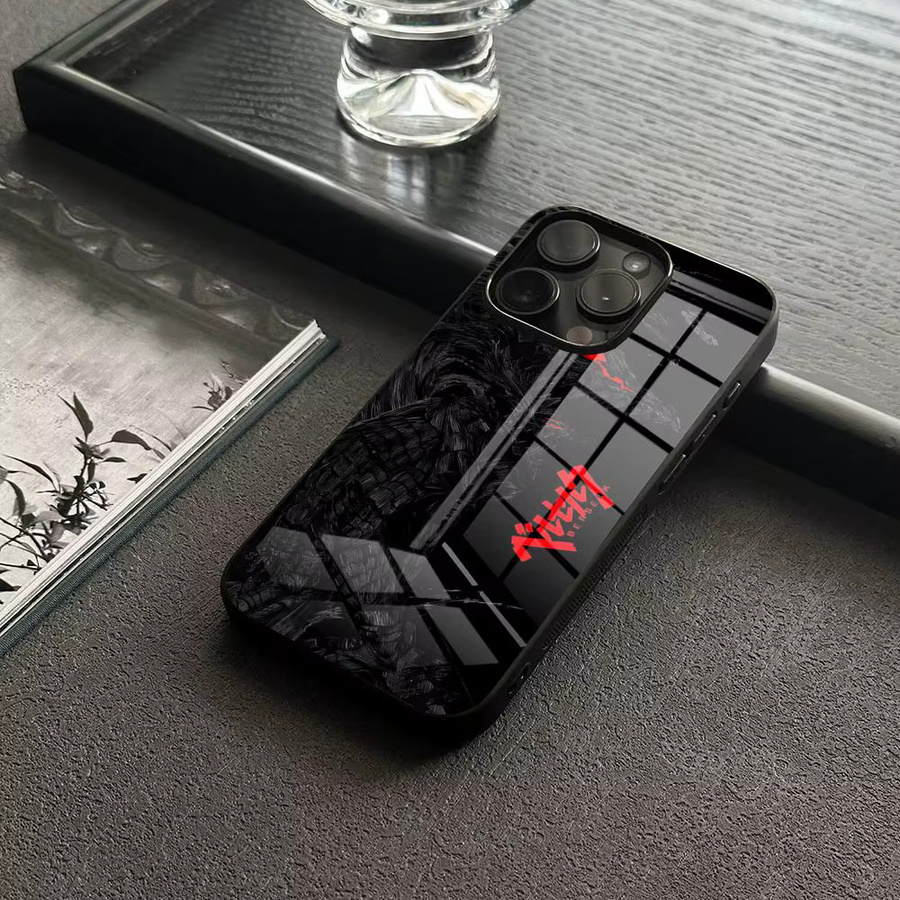 MINISO Berserk Guts Handyhülle mit Luxus-Glasabdeckung für iPhone, Farbe: Schwarz - Bild 2