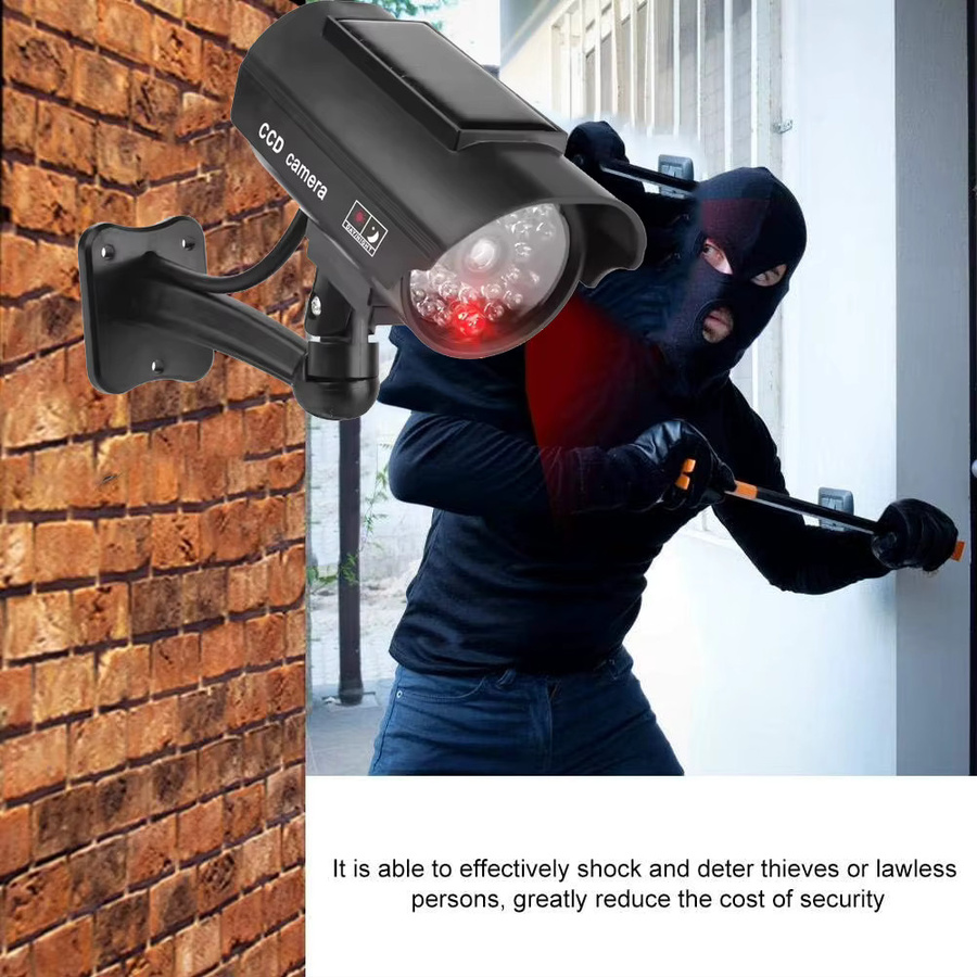 Aumengear Solarbetriebene Dummy Überwachungskamera für den Außenbereich mit blinkender roter LED und verstellbarer Halterung in Schwarz und Silber - Bild 4