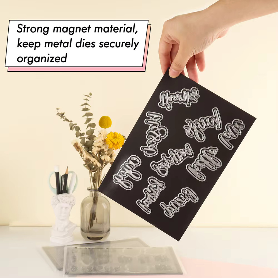 Doppelseitige Magnetfolie aus Kunststoff in Schwarz, 0,8 mm Dicke zur Organisation und Aufbewahrung von Briefmarken oder Sammelkarten - Bild 2