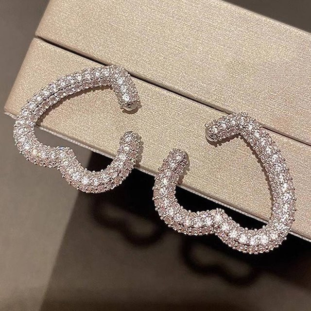 Huitan Trendy Ohrstecker Herzform, Silber, Zirkonia, Damen - Bild 1