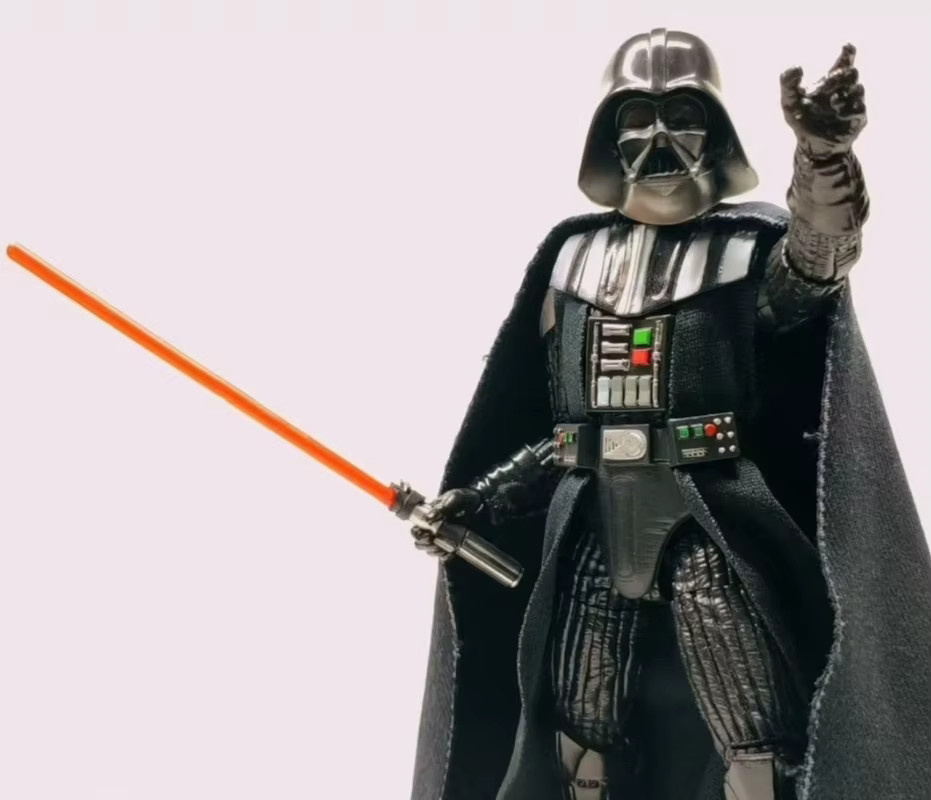 HEROCROSS Star Wars Darth Vader Actionfigur, mit Licht und Sound, 30 cm - Bild 3