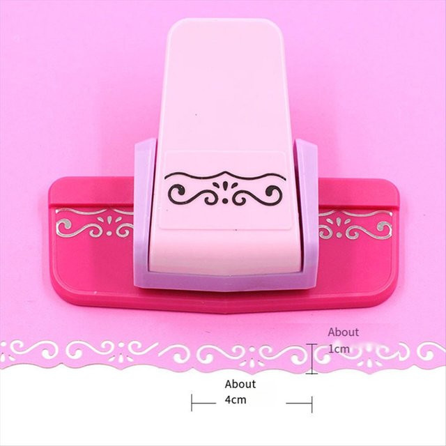 KSOL Kantenprägemaschine mit gemusterter Spitze in Pink für die handgefertigte Grußkarten-Herstellung - Bild 1