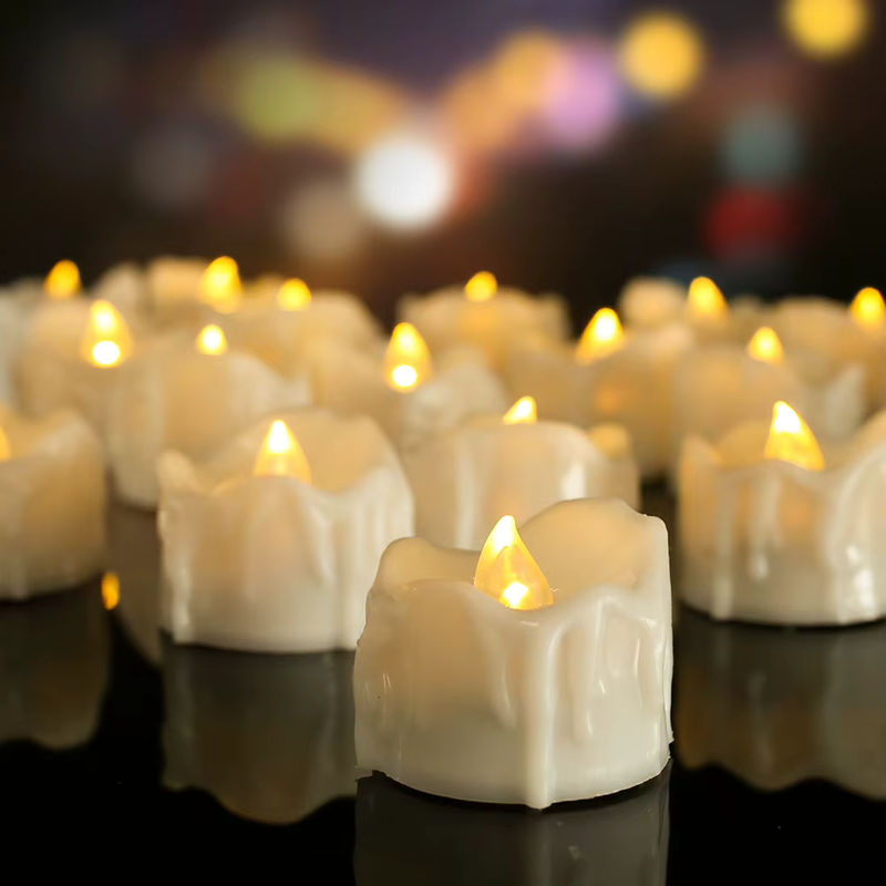 Elektrisches Tropfwachs-LED-Teelicht in Weiß mit Fernbedienung und Timer für Halloween und Weihnachten - Bild 3