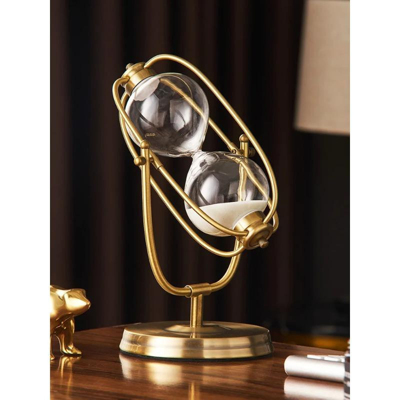 Dekorative Sanduhr als Light Luxury Ornament aus Metall in Gold für Schreibtisch und Wohnzimmer von Household supplies MH - Bild 2