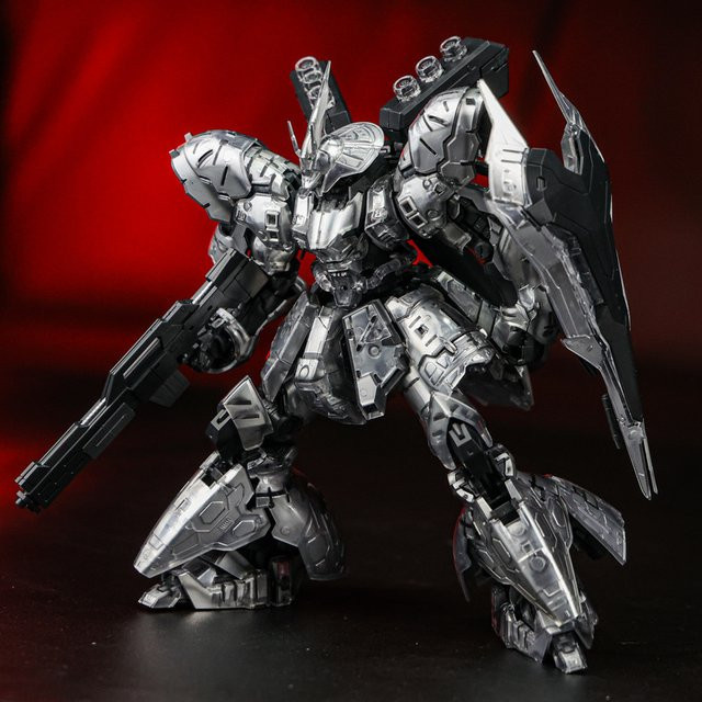 Bandai RG 1/144 MSN-04 Sazabi, Bausatz, Galvanisch Versilberter Transparenter Mobile Suit, Actionfigur - Bild 1