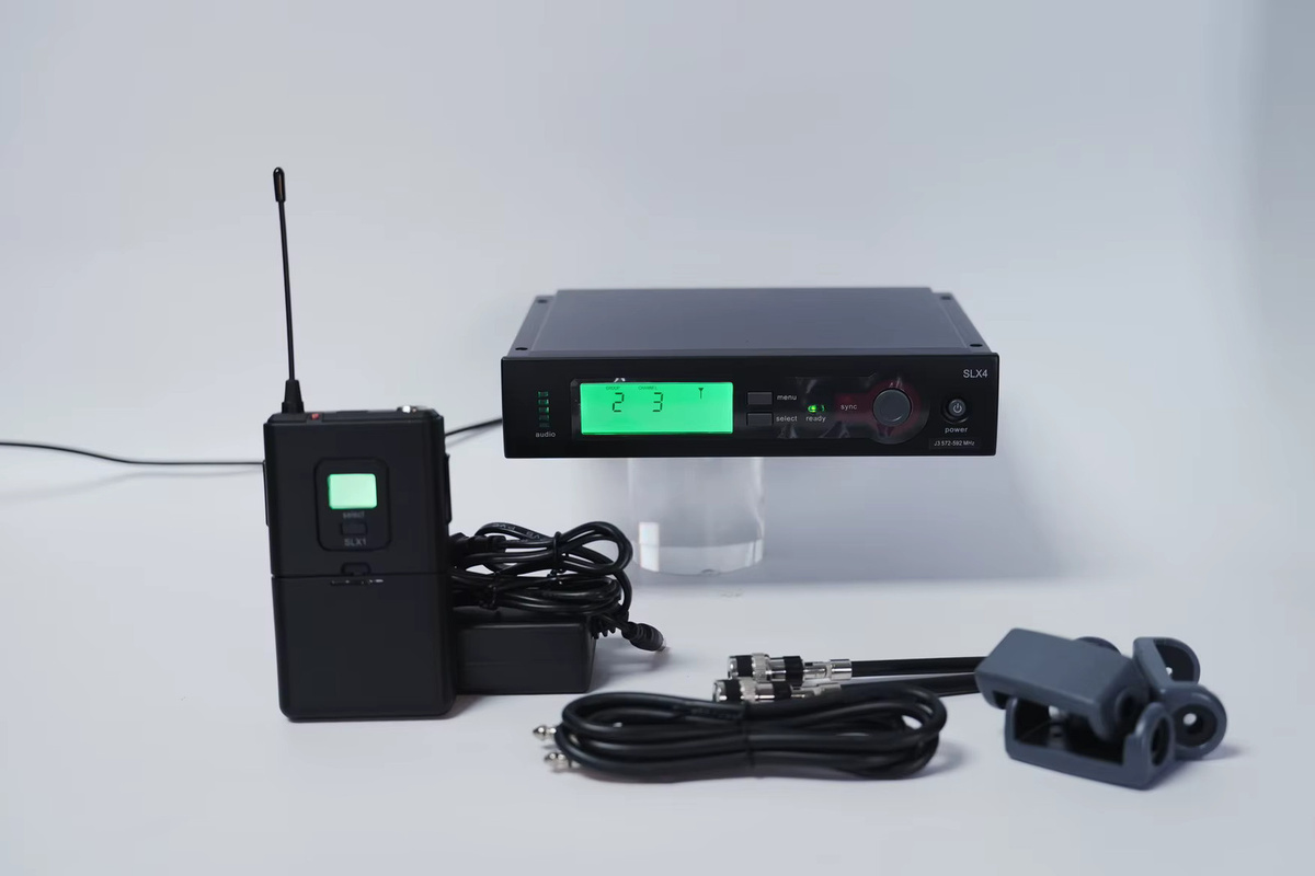 Shure SLX/Beta98 Drahtloses Mikrofonsystem mit SLX4 Empfänger und Black Lavalier Mikrofon - Bild 4
