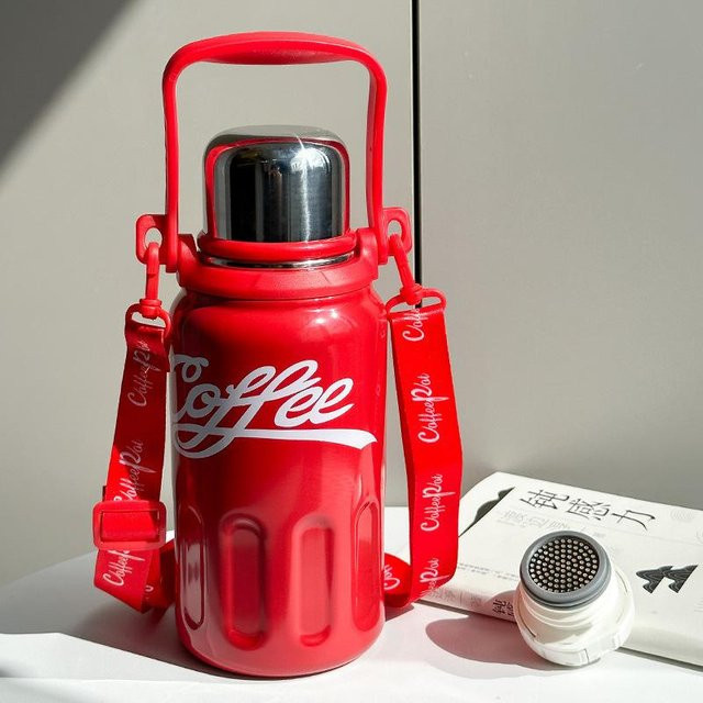 Yiran Furniture Thermosbecher aus Edelstahl mit großem Fassungsvermögen und Griff in Rot, 950 ml - Bild 1
