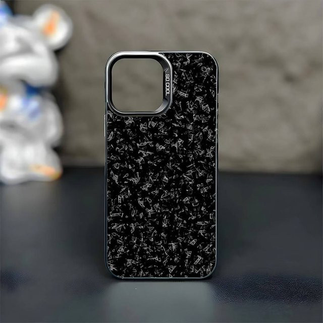 Stoßfeste Handyhülle mit Karbonfaser-Muster für iPhone 17, 16, 15, 14, 13, 12, 11 Plus, Pro Max von mart15-2 in Schwarz Matt - Bild 1