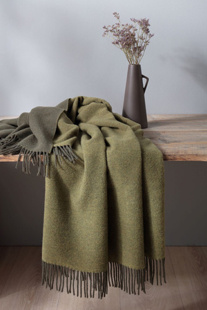 Cashmere-Plaid in Grün mit Fransen und Reversibler Double-Face-Optik aus Wolle und Kaschmir, Breite: 200 cm, Tiefe: 150 cm