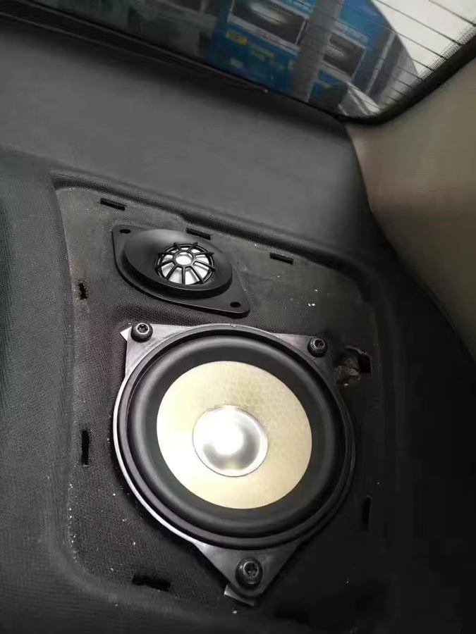 ALOONGACARR Musik-Stereo-Hupe als Mitteltöner und Subwoofer-Mittellautsprecher für BMW F10 F20 F30 E90 E92 E60 E70 E87 G20 G30 in Schwarz - Bild 5