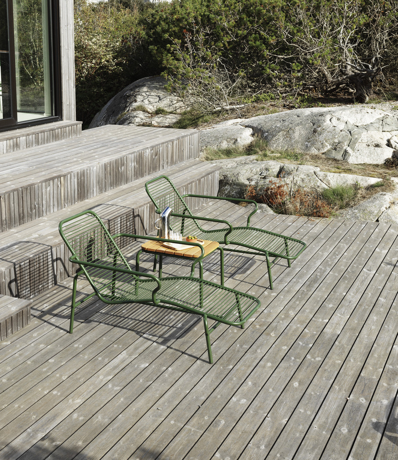 Normann Copenhagen Vig Garten Beistelltisch Robinia in Grün aus Holz und Stahl - Bild 1