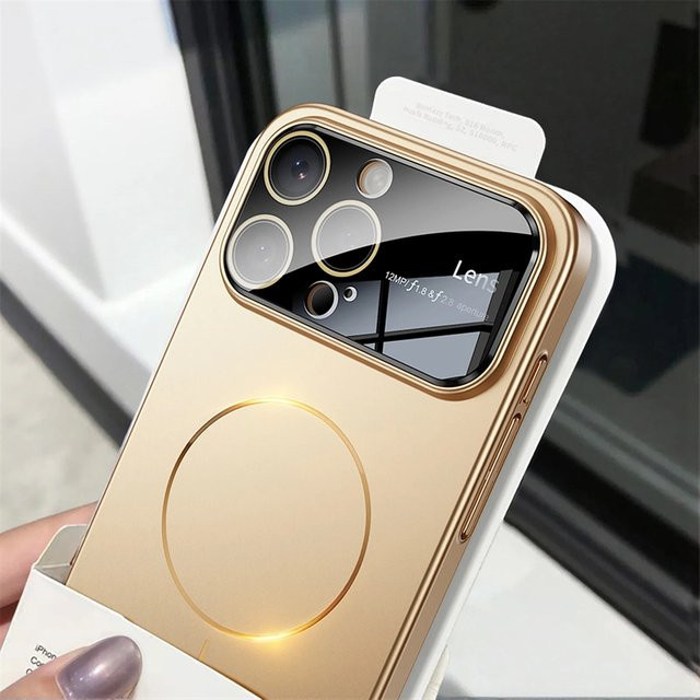 Magnetische Kameraschutz Hülle für iPhone mit MagSafe Kompatibilität von OLPAY in Schwarz oder Gold - Bild 1