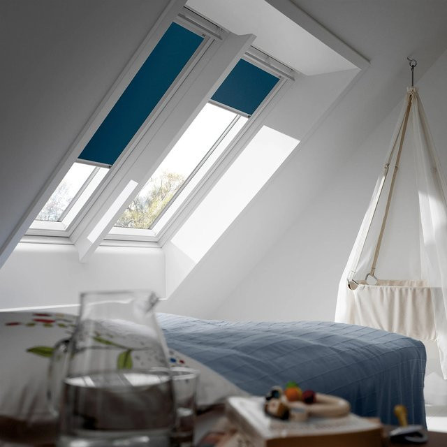 Velux Verdunkelungsrollo DKU 608 1100 Blau aus Polyester, B: 71,0 cm, H: 119,0 cm - Bild 1