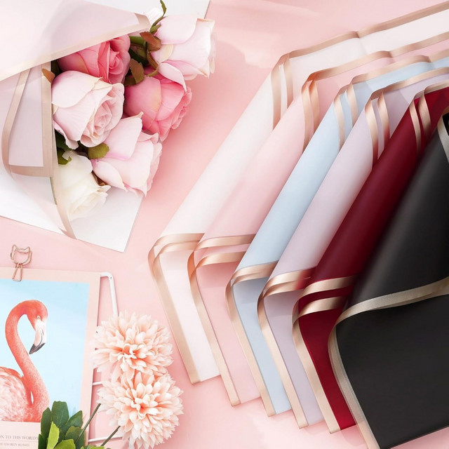 Transparentes Geschenkpapier mit goldenem Rand im koreanischen Stil für Blumensträuße und Rosen, erhältlich in Weiß, Pink und Multicolour - Bild 1