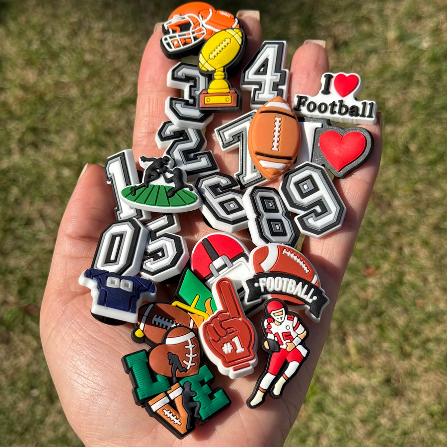 Schuhe Charms Kinder, Cartoon Sport Rugby Fußball Nummer, PVC - Bild 6