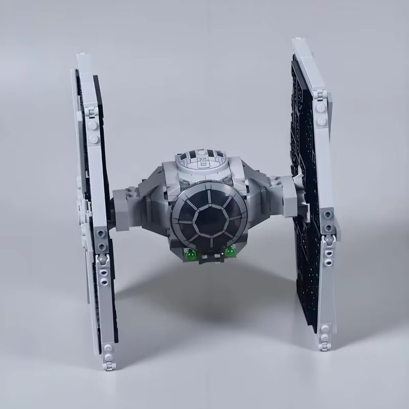 Star Wars Militärisches Schlachtschiff Galaxie-Raumjäger, Modellbausatz - Bild 2