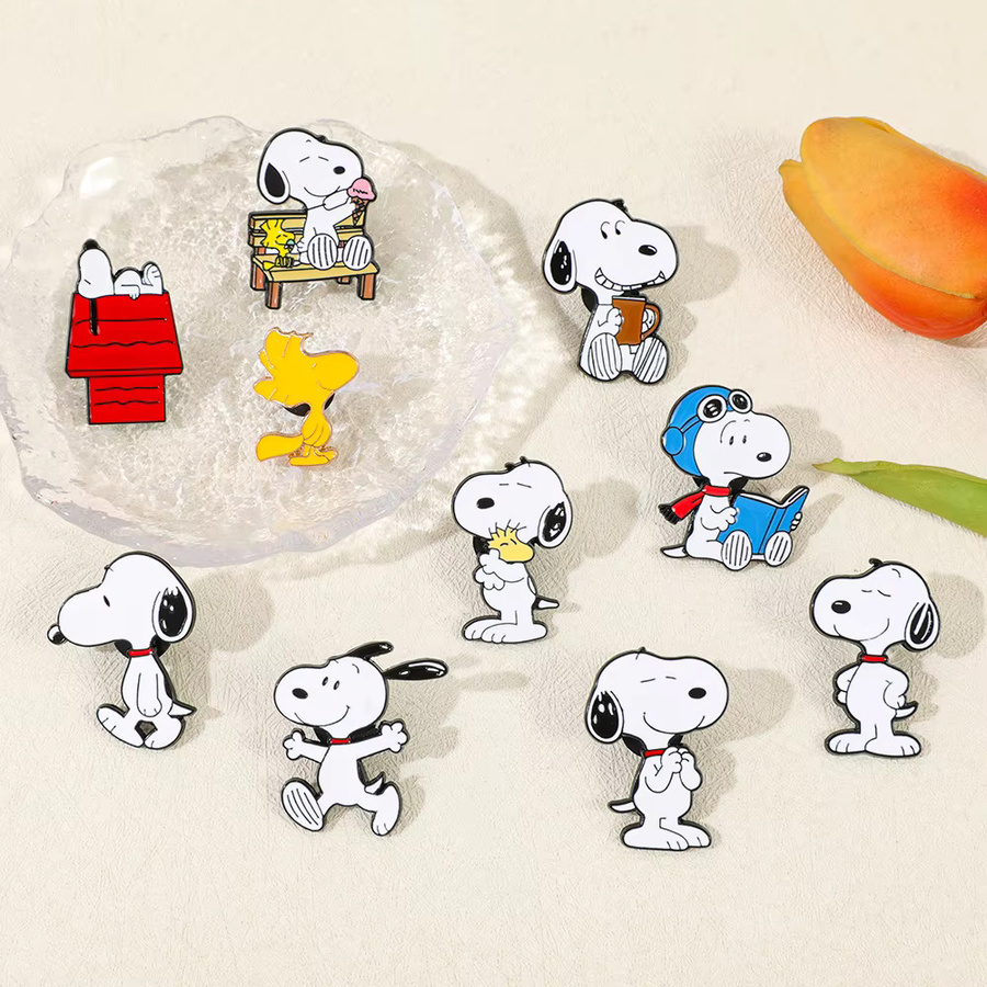 Bandai Snoopy Woodstock Cartoon Emaille-Broschen, 10-teiliges Set - Bild 2