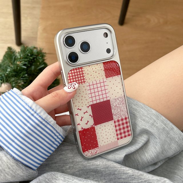 Handyhülle im Retro-Design mit Spleißmuster, Gitter, Blumen und Schleifen für iPhone 17 16 15 14 Pro Max, rot/mehrfarbig - Bild 1