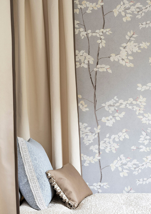 Lewis & Wood Tapete Beech in Dove Grey mit floralem Naturdesign - Bild 1