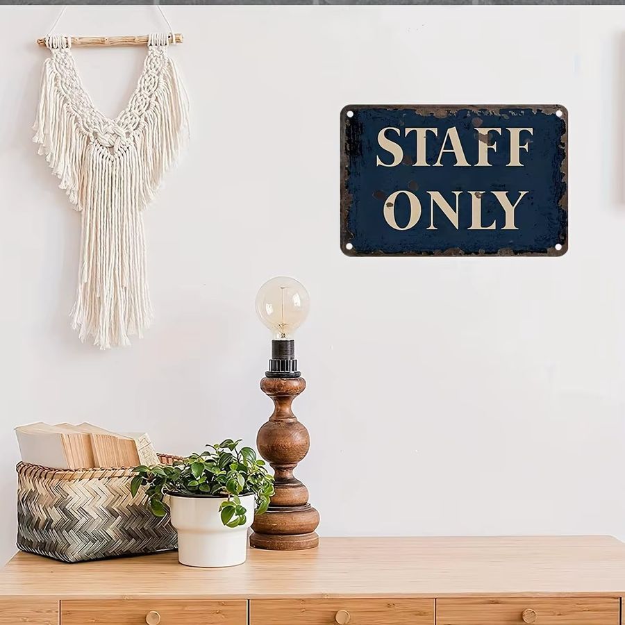 HELLOYOUNG Vintage-Metallschild Sadely Staff – Eisen-Blechposter zur Wanddekoration, B/H: 20,3 x 30,5 cm - Bild 5