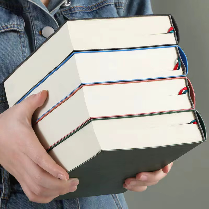 Daotshy Notizbuch A5 mit 760 Seiten, blaues Hardcover aus PU-Leder, leere Skizzenblöcke für Kreativität und Bürobedarf - Bild 4