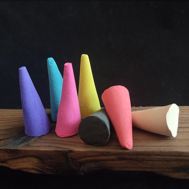 YXYMCF Räucherkegel Set mit Sandelholz, Lavendel und Jasmin, 100 g, Multicolor - Bild 1