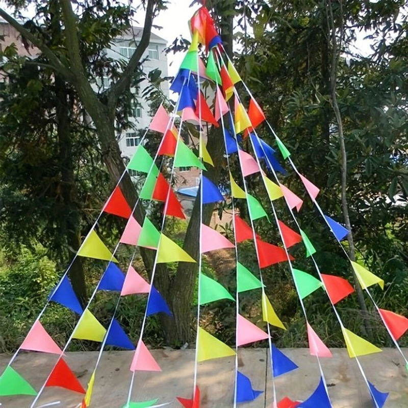 100 Stück bunte Wimpelkette aus Textil mit geometrischem Muster für Geburtstag, Hochzeit und Weihnachten, mehrfarbig hängend - Bild 1