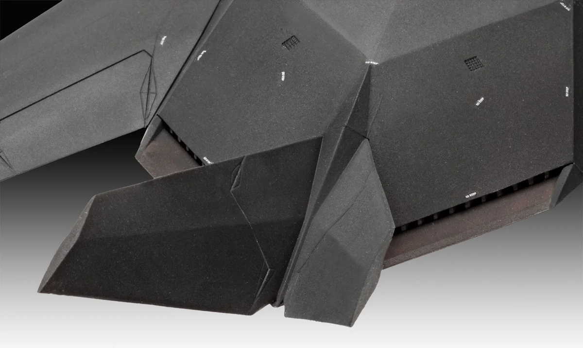 Revell F-117A Nighthawk Stealth Fighter, Modellbau, 1:72, ab 10 Jahren - Bild 3