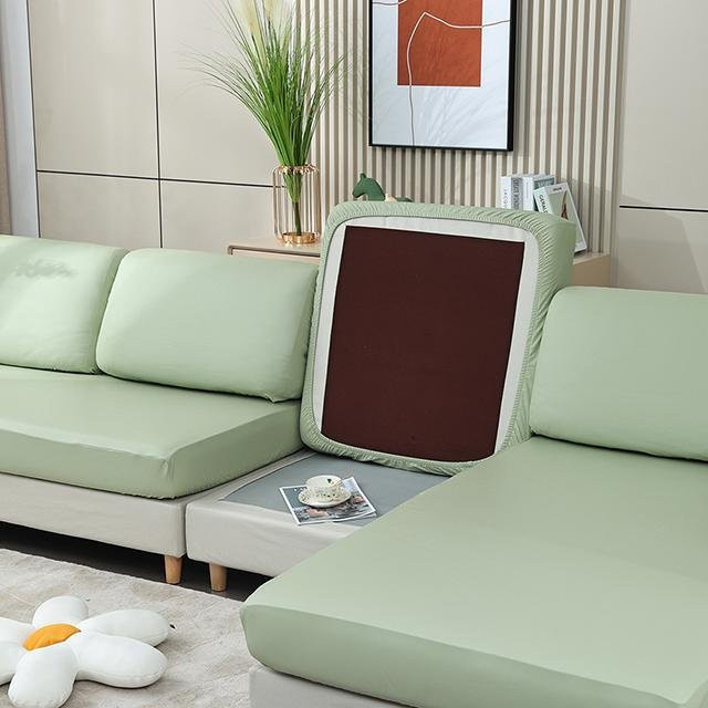Wasserdichter und rutschfester elastischer Sofa-Bezug von airldianer in Grün für 1- bis 4-Sitzer Sofas - Bild 1