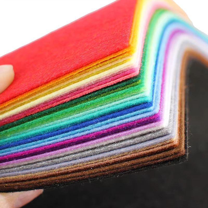 Vlies Filz Stoff Set für Patchwork und Scrapbooking, 10 x 10 cm, ideal für Kinder DIY Projekte - Bild 3
