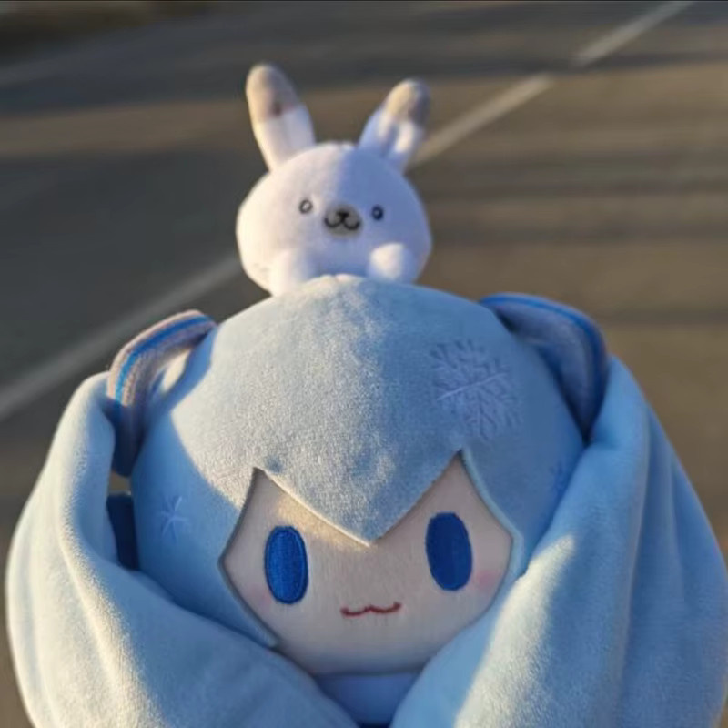 Bandai Hatsune Miku Schnee Serie Plüsch Puppe, 15 cm - Bild 3