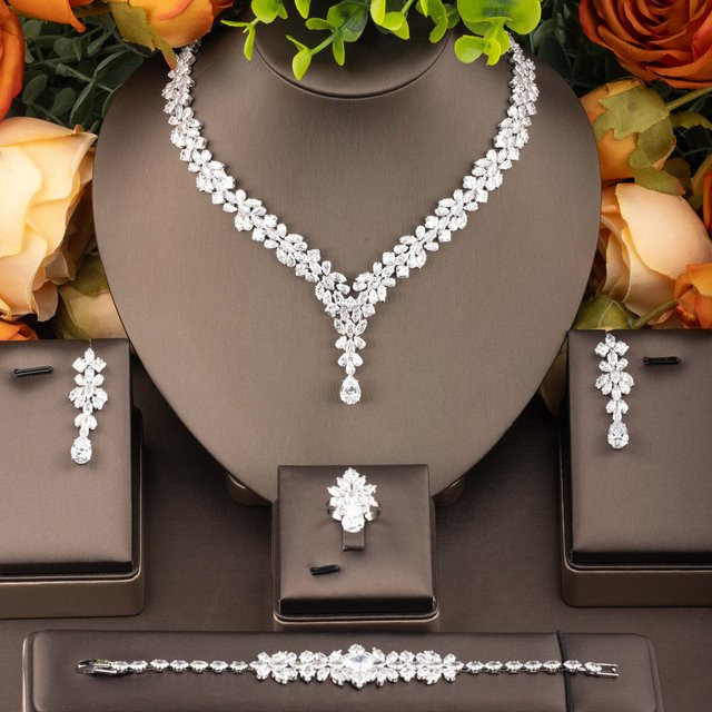 NAIKELISI Schmuck-Set, Zirkonia, Silber, Damen - Bild 1