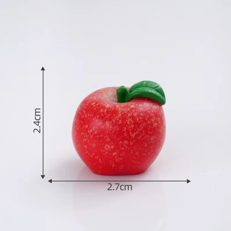 MINISO Weihnachtliches Apfel-Ornament in Rot als Dekoration für dein Auto oder den Tisch - Bild 3