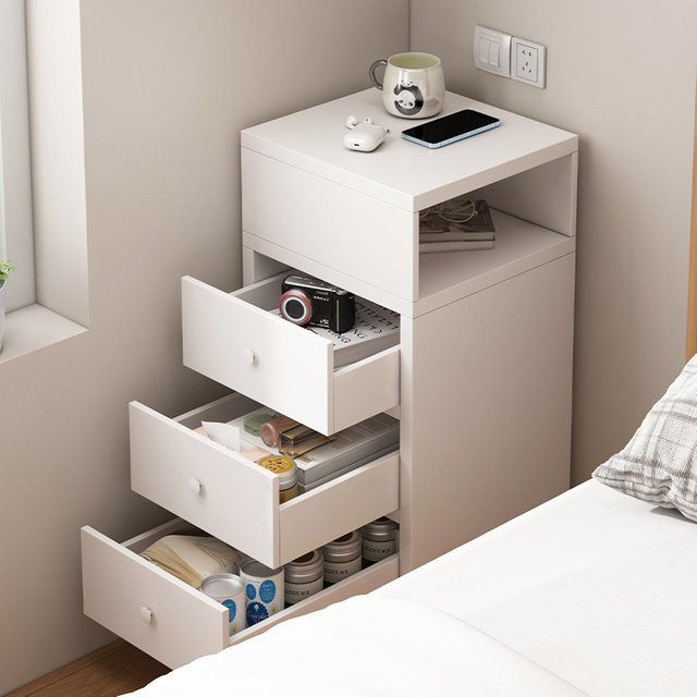 Moderner Nachttisch von LIUSHADUOLA in Grau oder Weiß mit mattem Finish und Stauraum für dein Schlafzimmer - Bild 1
