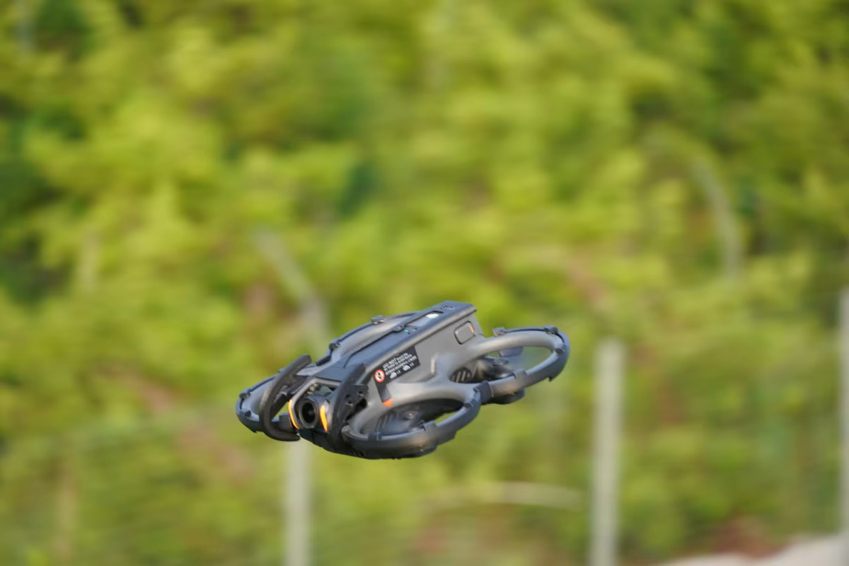 DJI Avata 2 Vollschutz-Kit mit 360 Grad Anti-Kollisions-Stoßring, Gimbal-Schutz, Chassis- und Oberabdeckung in Weiß - Bild 3