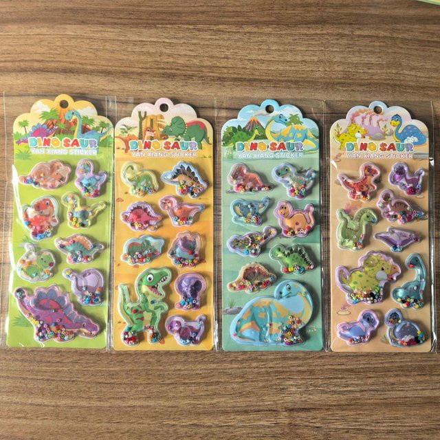 4er-Pack Dinosaurier-Shaker-Aufkleber mit Glitzer-Effekt in Multicolor von Anime Worlds Store - Bild 1