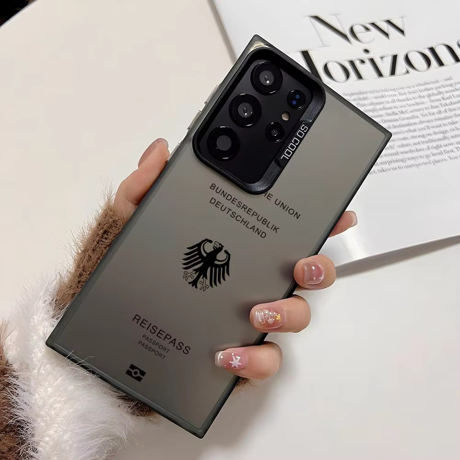 Silberne Samsung Handyhülle im deutschen Reisepass-Design für Galaxy S25 Edge S24 S23 S22 S21 S20 Ultra aus Silikon - Bild 1