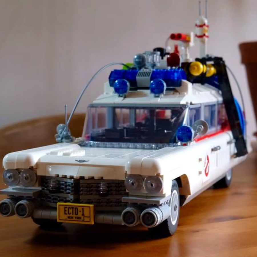 Moc Ghostbusters Ecto-1, Modellbausatz, 2352 Teile - Bild 3