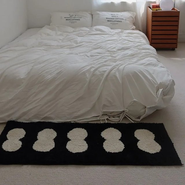 VIKAMA Minimalistischer Plüsch-Teppich in Schwarz-Weiß für Schlafzimmer und Wohnzimmer, rechteckig - Bild 1