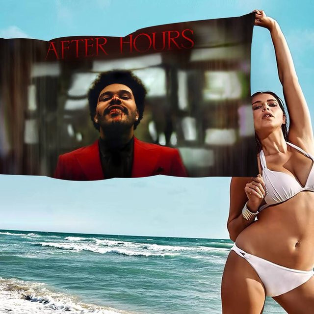 JMG Household Supplies The Weeknd XO Mikrofaser-Strandtuch, schnelltrocknend und super saugfähig, Multicolour - Bild 1