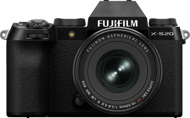 Fujifilm X-S20 spiegellose APS-C Kamera in Schwarz mit XF 16-50mm f/2.8-4.8 R LM WR Objektiv - Bild 1