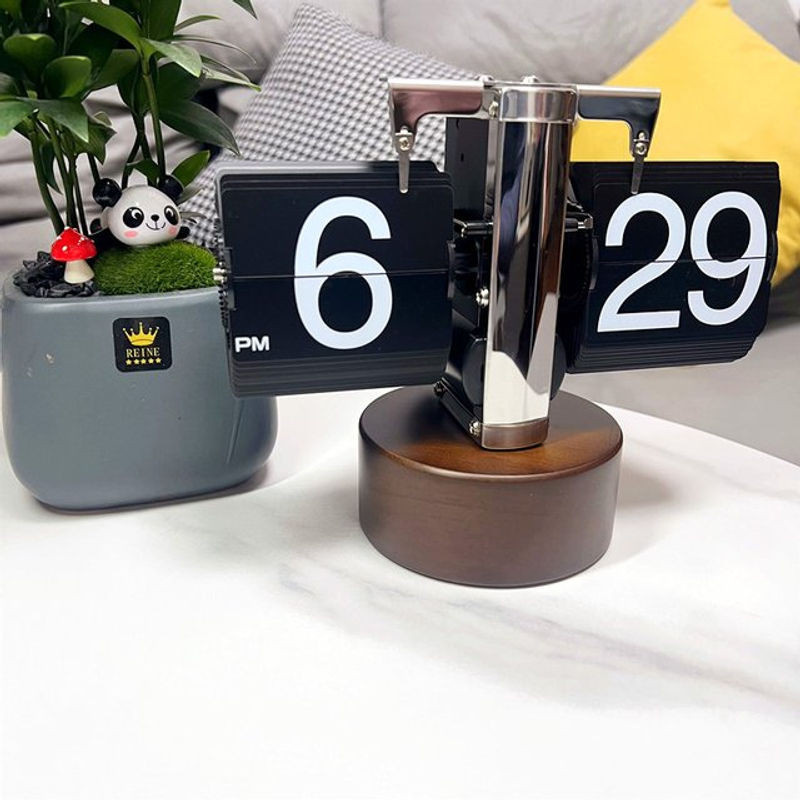 Vintage Flip Page Quarz Uhr in Schwarz als dekorative Desktop-Uhr aus Holz und Metall für dein Zuhause oder Büro - Bild 1