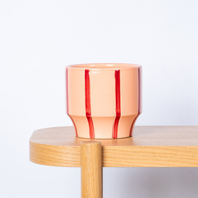 Keramik Übertopf BLUME2000 Tabletop mit vertikalen Linien in Orange Rot, Höhe: 13,0 cm, Breite: 14,5 cm, Tiefe: 13,0 cm - Bild 1