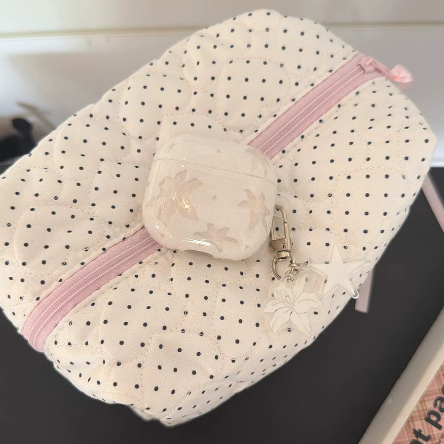 Transparente Kopfhörer-Schutzhülle mit Lilienblumen-Stern-Design und Anhänger für Apple AirPods 1 2 3 4 Pro Pro 2 Pro 3 in Weiß - Bild 3