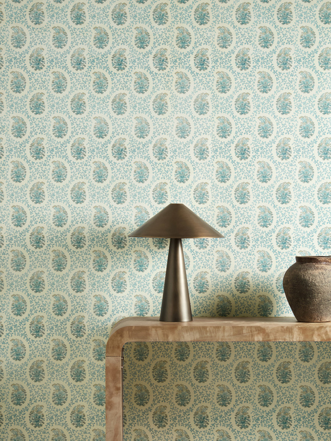 Harlequin Tapete Paisley in Indigo Blau mit modernem Abstract- und Botanical-Design aus Vlies - Bild 1