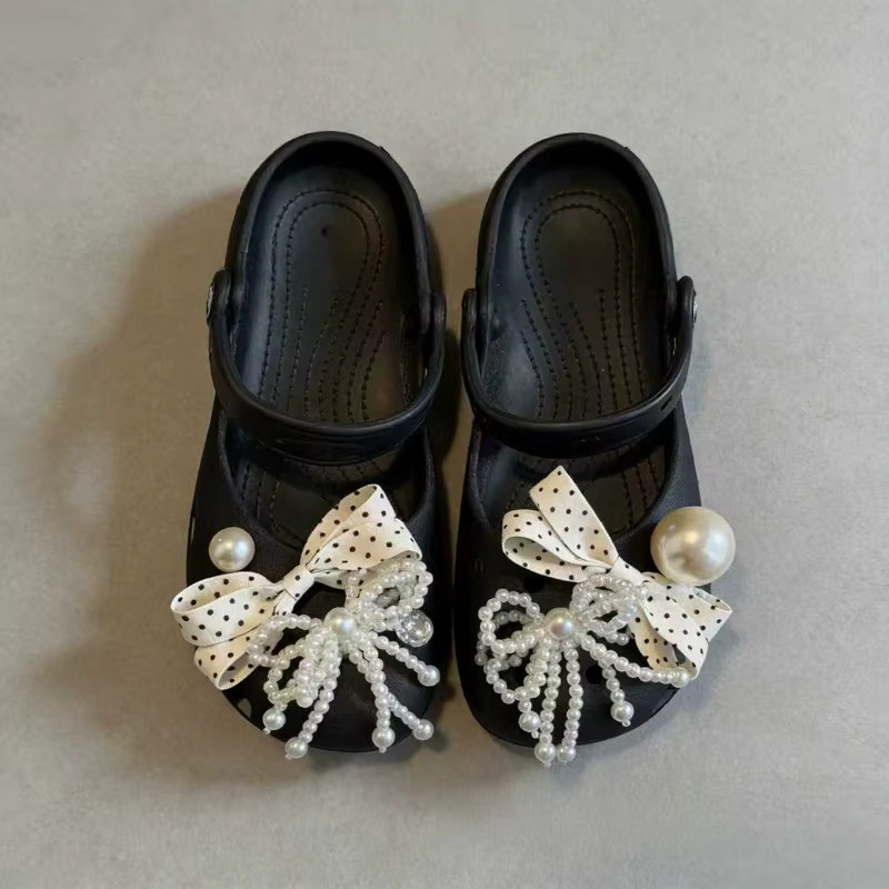 Mesuca Schuh-Charms, weiße Perlen, gepunktete Schleife, Damen - Bild 2